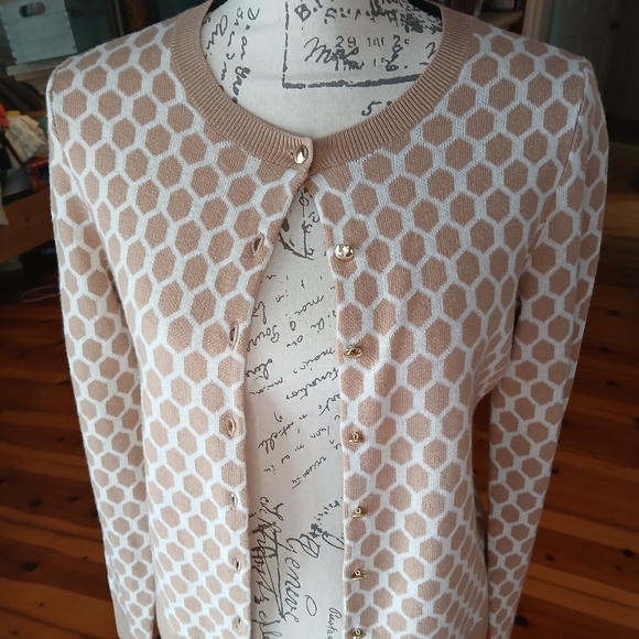 Banana Republic Sweaters - Banana Republic Tan and Cream Hexagon Cardigan